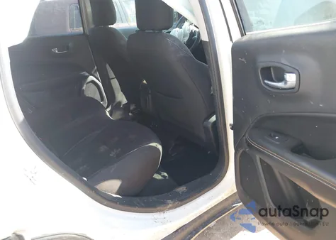 2019 Jeep Compass Sport Fwd из США, поврежденный, VIN 3C4NJCAB4KT820012